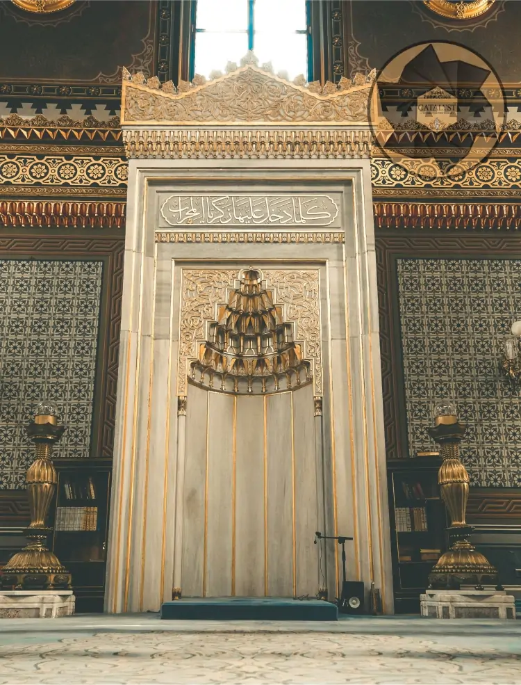 The origins of the hollow mihrab in Islamic architecture and its development